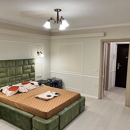 Apartament 1 Camera Brăila Eksteriør bilde