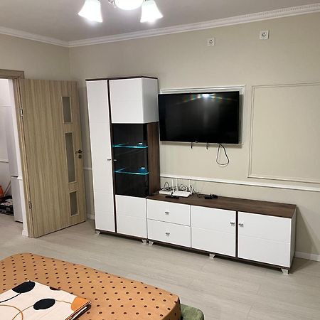 Apartament 1 Camera Brăila Eksteriør bilde